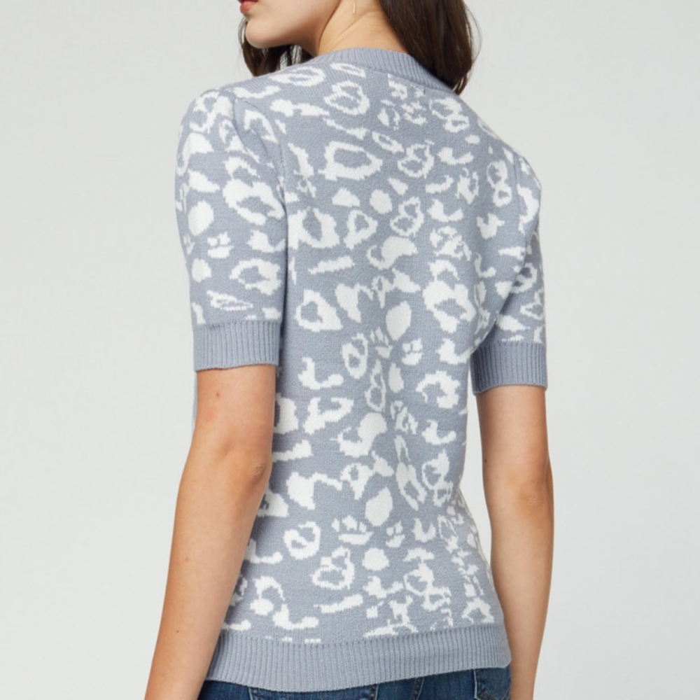 Leopard Print Short Sleeve Sweater - Picture 4 of 7